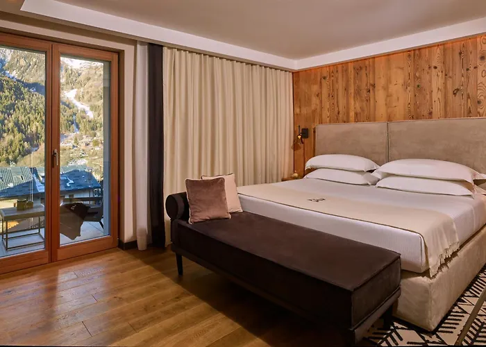 Le Massif & Lodge Courmayeur The Leading s Of The WorldAlbergo